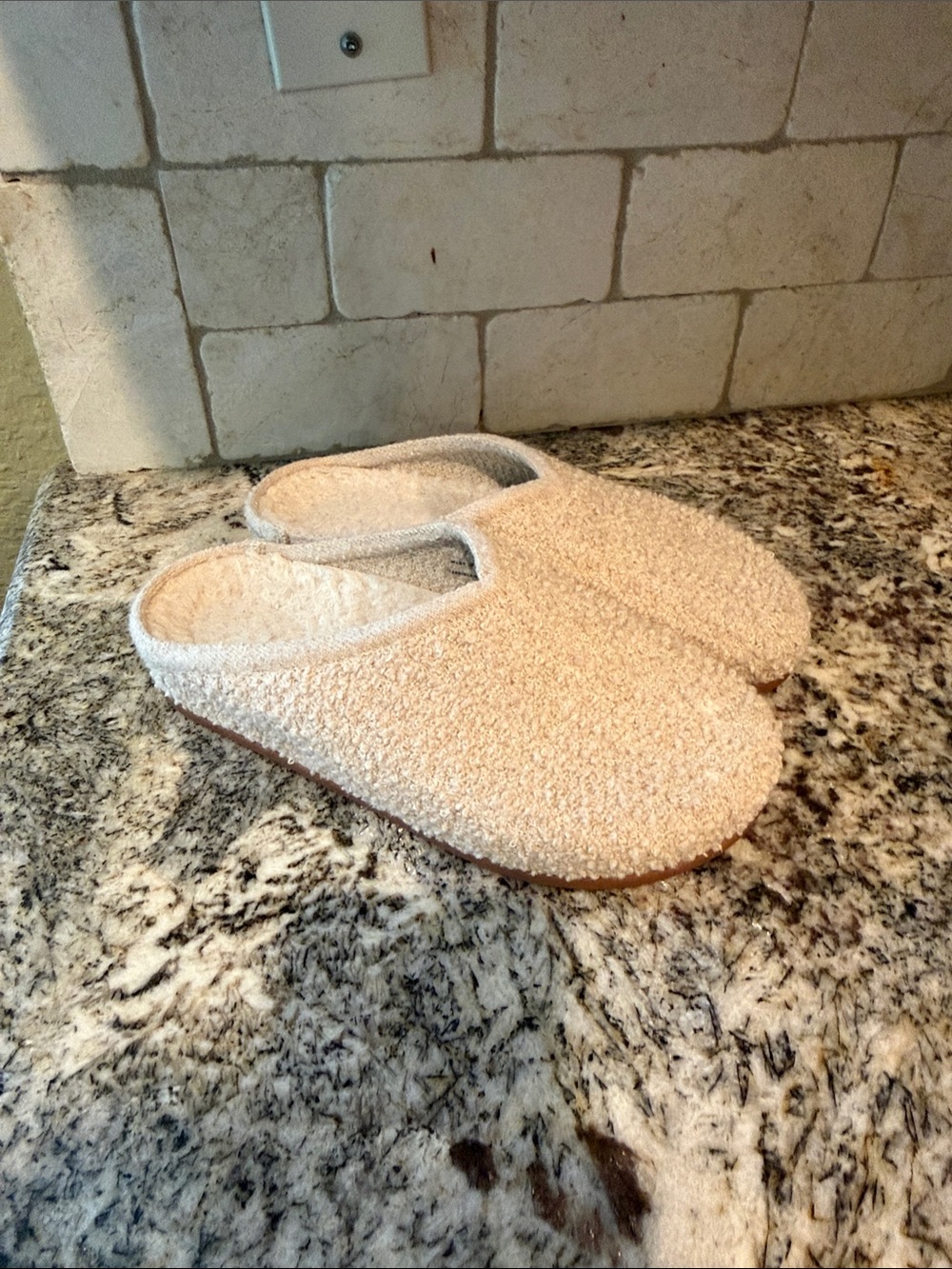 Rothy's The Cozy Clogs in Beige Women’s size 7 - Picture 2 of 9